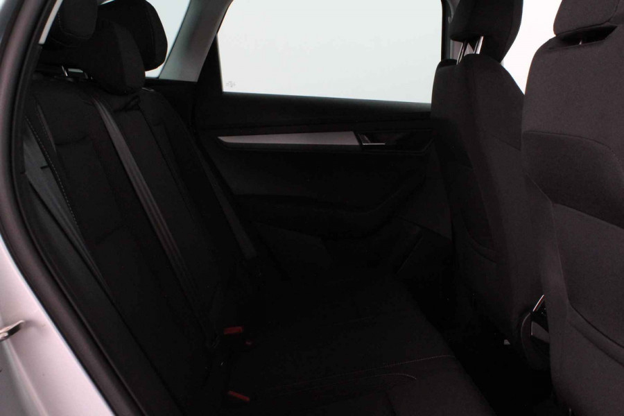 Škoda Karoq 1.0 TSI Business Edition > Camera/Navi/Comfort-pakket/keyless...