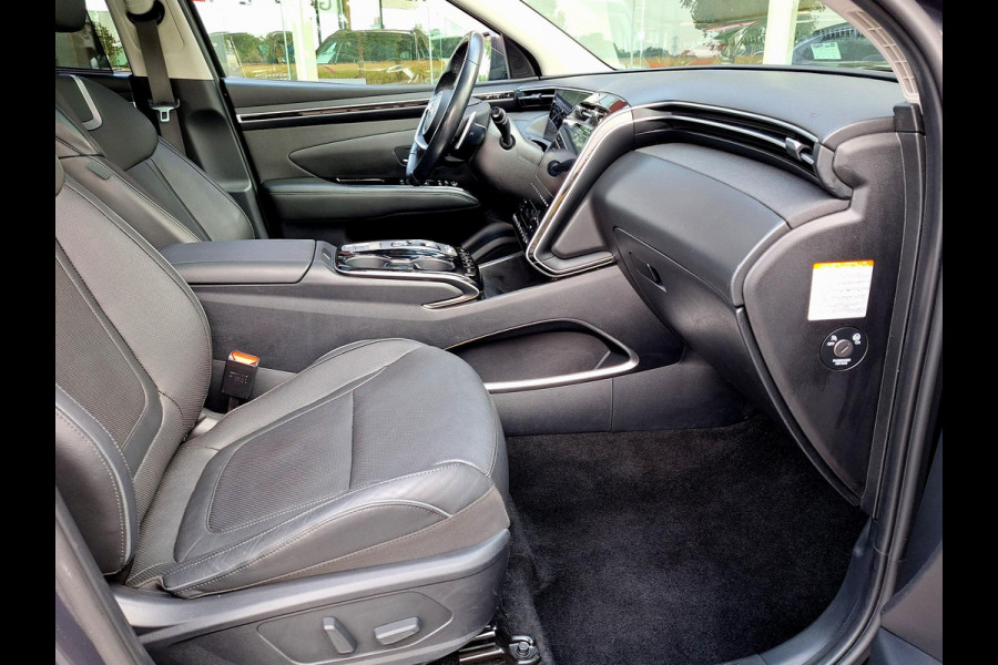 Hyundai Tucson 1.6 T-GDI PHEV Premium Sky 4WD | Full Options! | Dealer onderhouden! | Trekhaak | Pano | Leder | LED | Blindspot |
