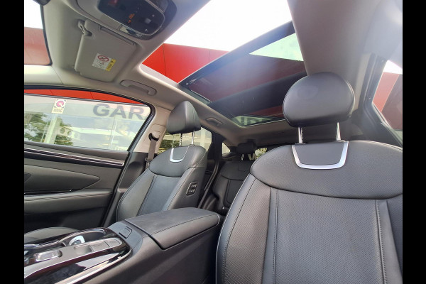 Hyundai Tucson 1.6 T-GDI PHEV Premium Sky 4WD | Full Options! | Dealer onderhouden! | Trekhaak | Pano | Leder | LED | Blindspot |