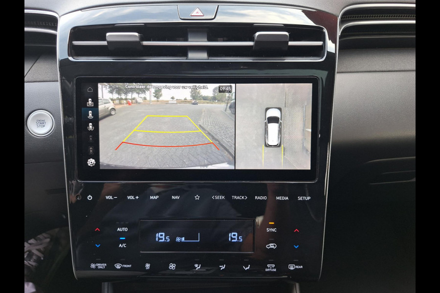 Hyundai Tucson 1.6 T-GDI PHEV Premium Sky 4WD | Full Options! | Dealer onderhouden! | Trekhaak | Pano | Leder | LED | Blindspot |
