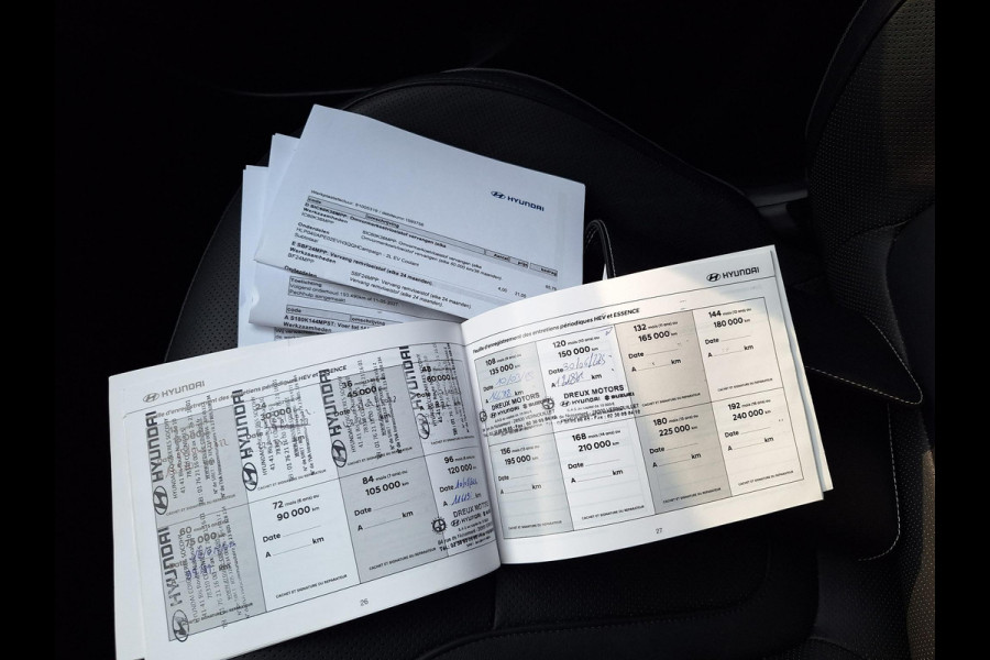 Hyundai Tucson 1.6 T-GDI PHEV Premium Sky 4WD | Full Options! | Dealer onderhouden! | Trekhaak | Pano | Leder | LED | Blindspot |