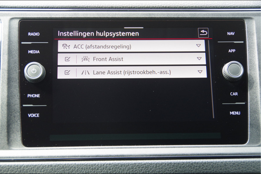 MAN TGE 3.180 35 2.0 L3H3(L2H2) 177PK AUT. LED, TREKHAAK, ADAPT. CRUISE, STOELVERWARMING, STANDKACHEL, CAMERA, NAVI, CLIMA