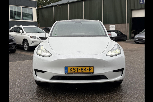 Tesla Model Y RWD 58 kWh SOH 95% | BTW VERREKENBAAR | TESLA FABRIEKSGARANTIE TOT 01-2029 OF 80.000 KM | TESLA FABRIEKSGARANTIE HOOGVOLT ACCU & AANDRIJFLIJN TOT 01-2033 OF 160.000 KM | ALL-IN PRIJS SOH 95 | BTW Verrkenbaar | Tesla fabrieksgarantie tot 1-2029 of tot 80.000KM | Tesla fabrieksgarantie hoogvolt accu en aandrijflijn tot 1-2033 of tot 160.000KM | ALL IN PRIJS |