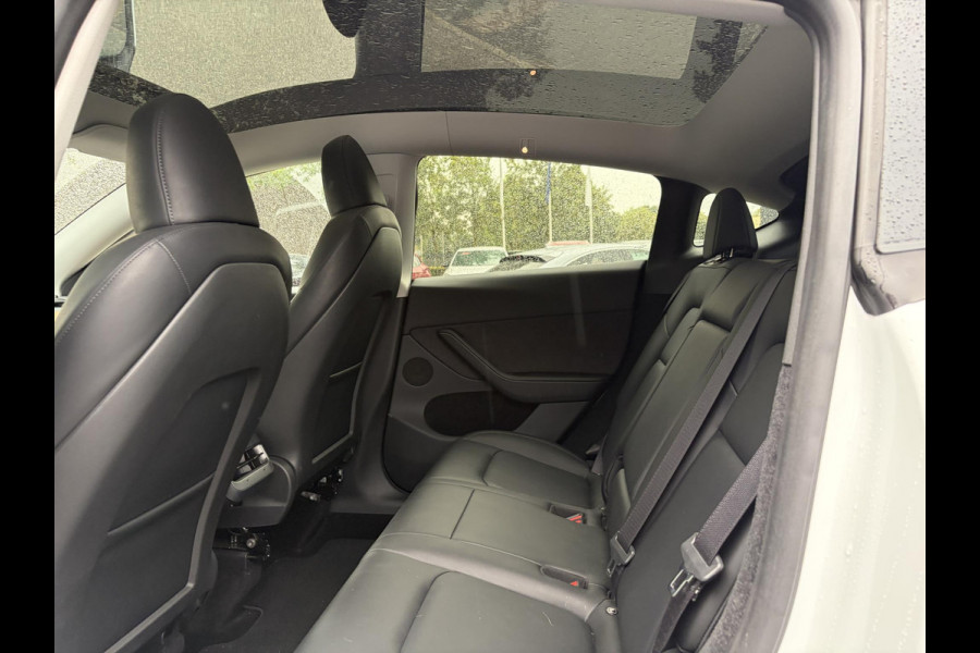 Tesla Model Y RWD 58 kWh SOH 95% | BTW VERREKENBAAR | TESLA FABRIEKSGARANTIE TOT 01-2029 OF 80.000 KM | TESLA FABRIEKSGARANTIE HOOGVOLT ACCU & AANDRIJFLIJN TOT 01-2033 OF 160.000 KM | ALL-IN PRIJS SOH 95 | BTW Verrkenbaar | Tesla fabrieksgarantie tot 1-2029 of tot 80.000KM | Tesla fabrieksgarantie hoogvolt accu en aandrijflijn tot 1-2033 of tot 160.000KM | ALL IN PRIJS |