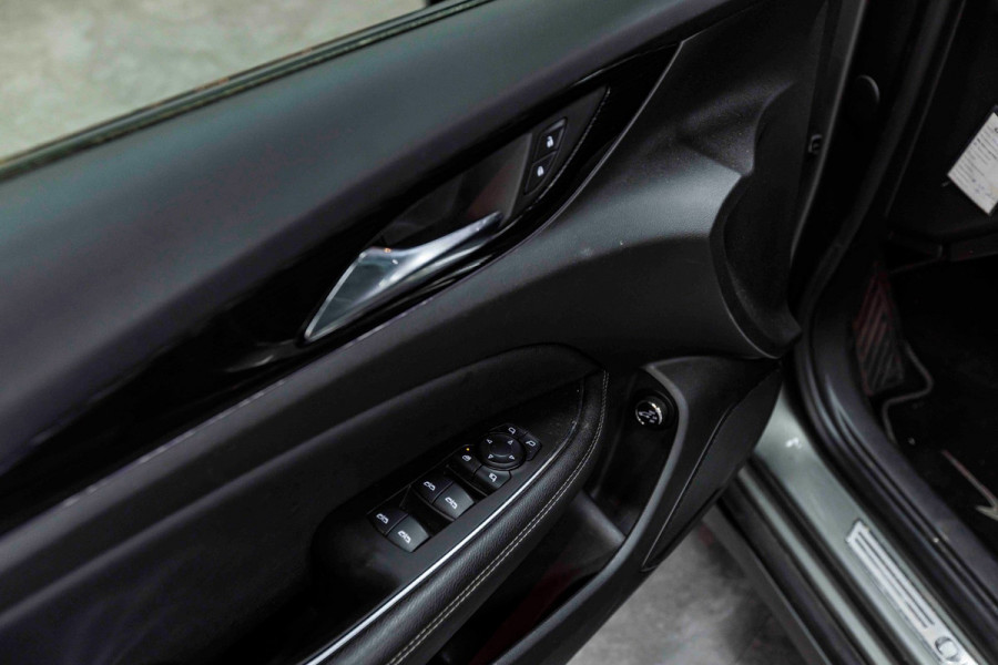 Opel Insignia Sports Tourer 1.5 Turbo PANO|AUT|360|KEYLESS