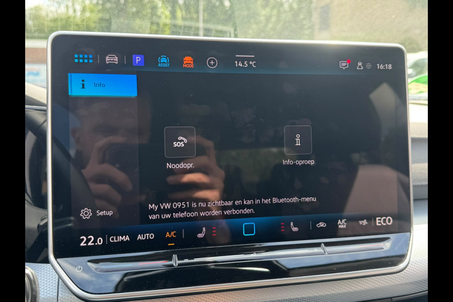 Volkswagen Golf 1.5 eHybrid 204PK PLUG IN. LIFE CAMERA/NAVI/HEAD-UP/CARPLAY