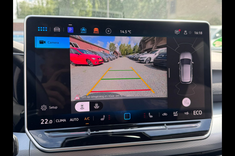 Volkswagen Golf 1.5 eHybrid 204PK PLUG IN. LIFE CAMERA/NAVI/HEAD-UP/CARPLAY