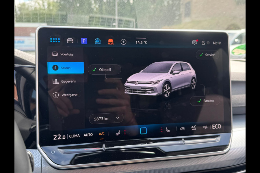 Volkswagen Golf 1.5 eHybrid 204PK PLUG IN. LIFE CAMERA/NAVI/HEAD-UP/CARPLAY