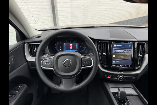 Volvo XC60 2.0 T8 Plug-in hybrid AWD Plus Bright | Pano | Pilot Assist | Blis