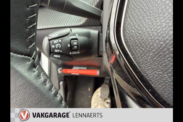 Peugeot 208 1.2 PT 100 Allure, Rijklaarprijs / 12 mnd Bovag garantie