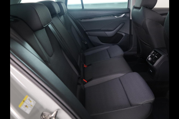 Škoda Octavia Combi 1.5 TSI MHEV Business Edition Plus 150 pk 7 versn. DSG | Winter Pakket | Trekhaak |  Lichtmetalen velgen 18" Lerna Antraciet