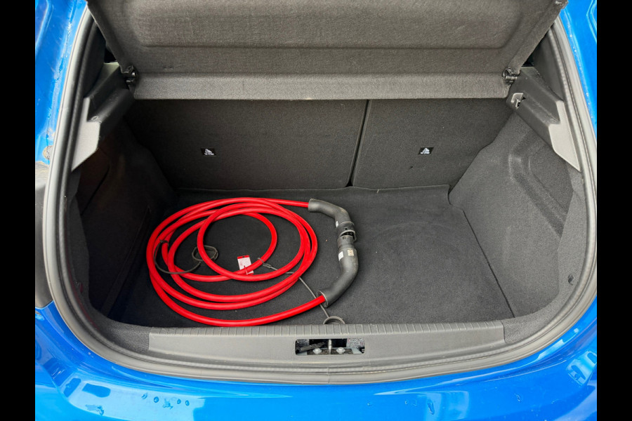 Peugeot e-208 EV Active Pack 50 kWh /136 pk, navi, carplay, auto ac, Rijklaarprijs / 12 mnd Bovag garantie