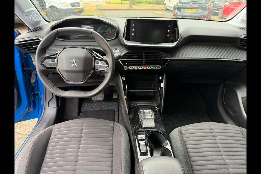 Peugeot e-208 EV Active Pack 50 kWh /136 pk, navi, carplay, auto ac, Rijklaarprijs / 12 mnd Bovag garantie