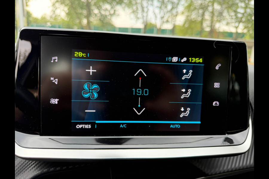 Peugeot e-208 EV Active Pack 50 kWh /136 pk, navi, carplay, auto ac, Rijklaarprijs / 12 mnd Bovag garantie