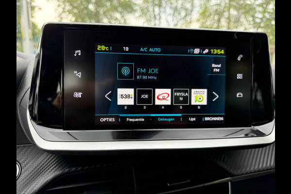 Peugeot e-208 EV Active Pack 50 kWh /136 pk, navi, carplay, auto ac, Rijklaarprijs / 12 mnd Bovag garantie