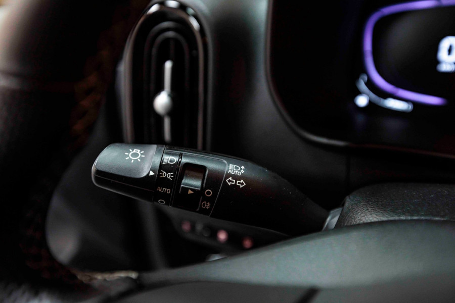 Kia Picanto 1.0 DPI GT-Line AUT|LANE|CARPLAY|CLIMATE