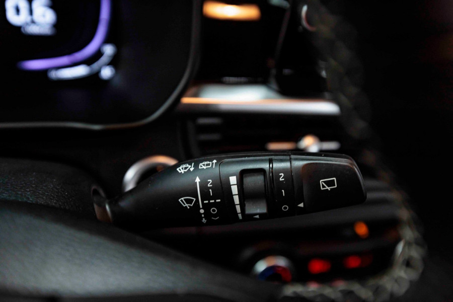 Kia Picanto 1.0 DPI GT-Line AUT|LANE|CARPLAY|CLIMATE