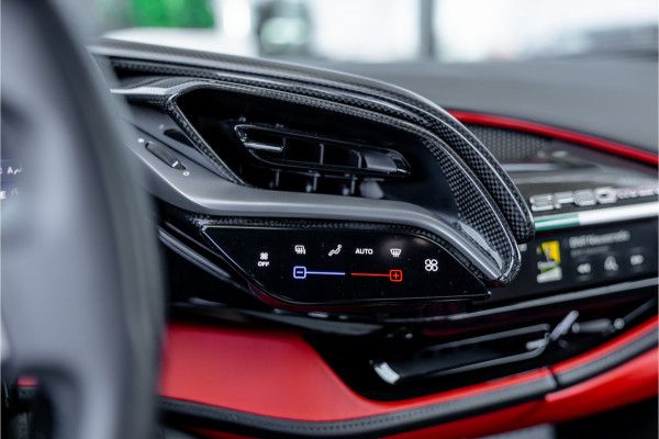 Ferrari SF90 Stradale 4.0 V8 - Origineel NL | Rosso Formula 1 | Lift | Carbon