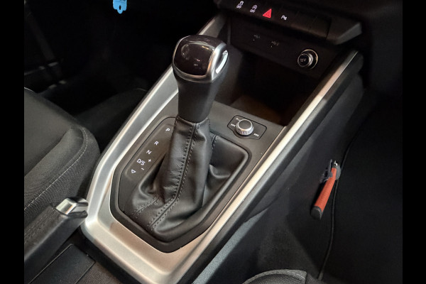 Audi A1 Sportback 30 TFSI Advanced edition | Carplay Navi | Led | Digitaal Inst | Stoelverwarming | Clima | Keurig nette Audi A1