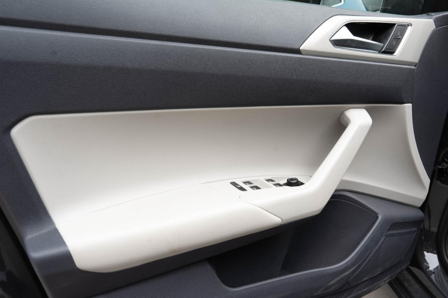 Volkswagen Polo 1.0 TSI Highline | Stoelverwarming | Navigatie | Cruise