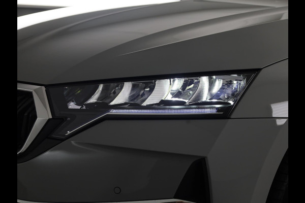 Škoda Octavia Combi 1.5 TSI MHEV Business Edition Plus 150 pk 7 versn. DSG | Winter Pakket | Trekhaak |  Lichtmetalen velgen 18" Lerna Antraciet