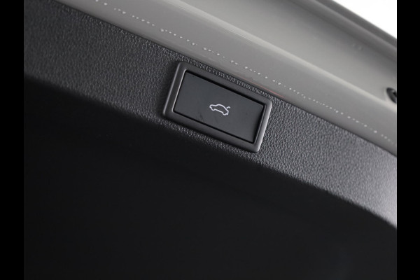 Škoda Octavia Combi 1.5 TSI MHEV Business Edition Plus 150 pk 7 versn. DSG | Winter Pakket | Trekhaak |  Lichtmetalen velgen 18" Lerna Antraciet