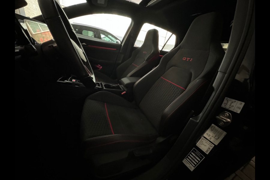 Volkswagen Golf 2.0 TSI GTI Pano|Akrapovic|Nürburgring|45 Jahre Pack|Keyless