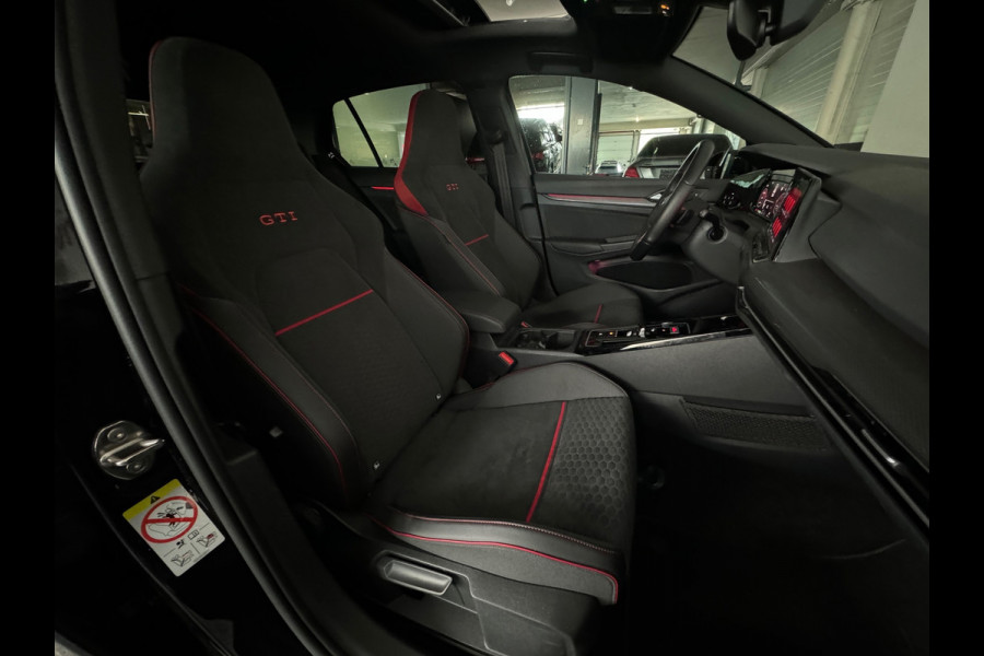 Volkswagen Golf 2.0 TSI GTI Pano|Akrapovic|Nürburgring|45 Jahre Pack|Keyless
