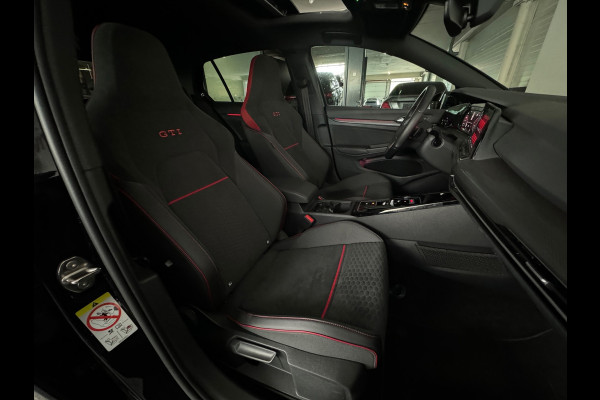 Volkswagen Golf 2.0 TSI GTI Pano|Akrapovic|Nürburgring|45 Jahre Pack|Keyless