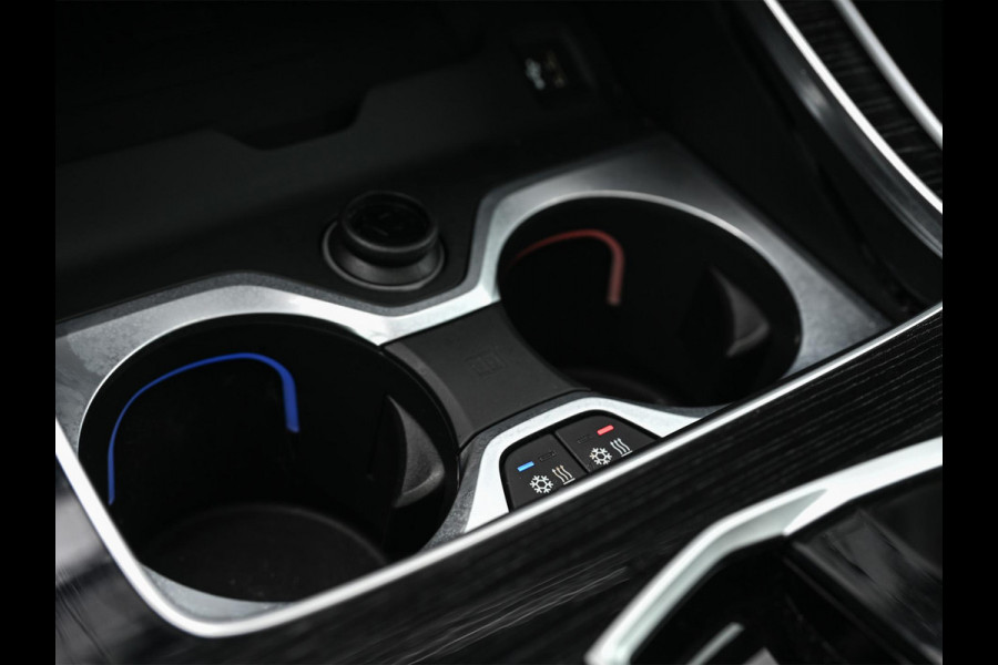 BMW X5 xDrive50e M-Sport Pro | Panoramadak | Harman/Kardon | 360 Camera | Active Cruise | HUD | Ambiance Verlichting | Stoelverwarming V+A | Memory Seats | Stuurverwarming | Trekhaak |