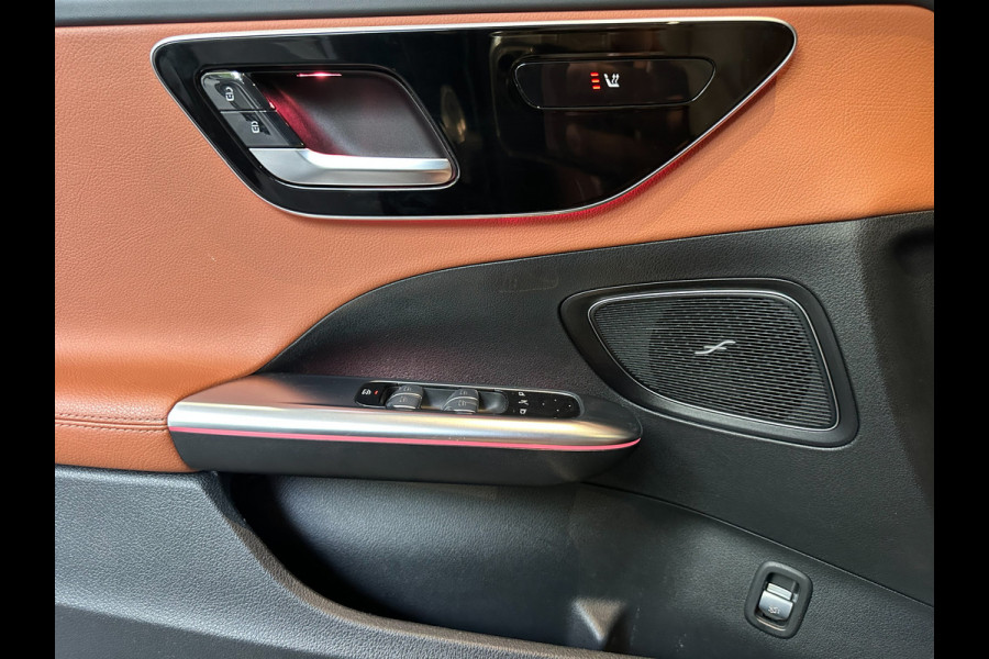 Mercedes-Benz C-Klasse C300 AMG Panorama|360Camera|Adaptivecruise|63 AMG Pakket