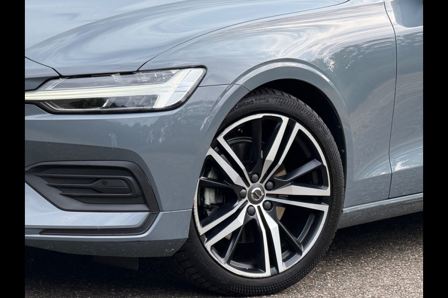 Volvo V60 2.0 B3 Momentum Advantage, leder sportinterieur, achteruitrijcamera, 19 inch, 1 e eigenaar, NL auto met nap