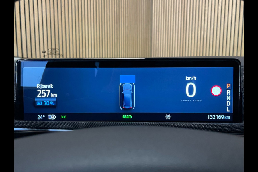 Ford Mustang Mach-E RWD 75 kWh|96% SOH|440 KM WLTP|VOLLEDER|STOEL+STUURVERWARMING|ACC|APPLE CARPLAY|CAMERA|NAP|NL-AUTO|INCL.BTW|