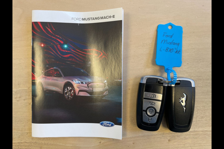 Ford Mustang Mach-E RWD 75 kWh|96% SOH|440 KM WLTP|VOLLEDER|STOEL+STUURVERWARMING|ACC|APPLE CARPLAY|CAMERA|NAP|NL-AUTO|INCL.BTW|