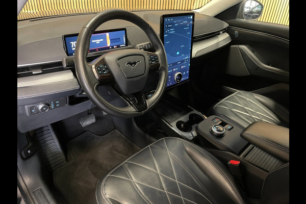 Ford Mustang Mach-E RWD 75 kWh|96% SOH|440 KM WLTP|VOLLEDER|STOEL+STUURVERWARMING|ACC|APPLE CARPLAY|CAMERA|NAP|NL-AUTO|INCL.BTW|