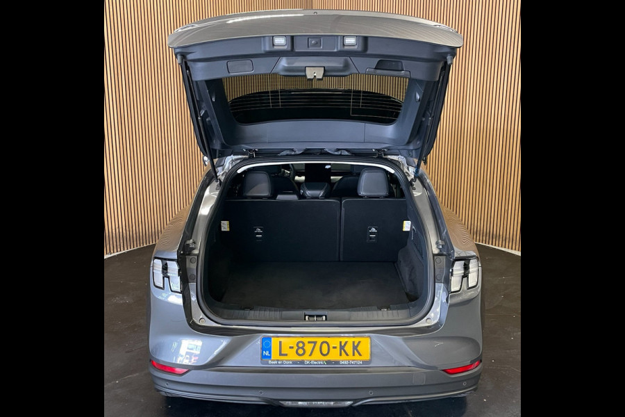 Ford Mustang Mach-E RWD 75 kWh|96% SOH|440 KM WLTP|VOLLEDER|STOEL+STUURVERWARMING|ACC|APPLE CARPLAY|CAMERA|NAP|NL-AUTO|INCL.BTW|