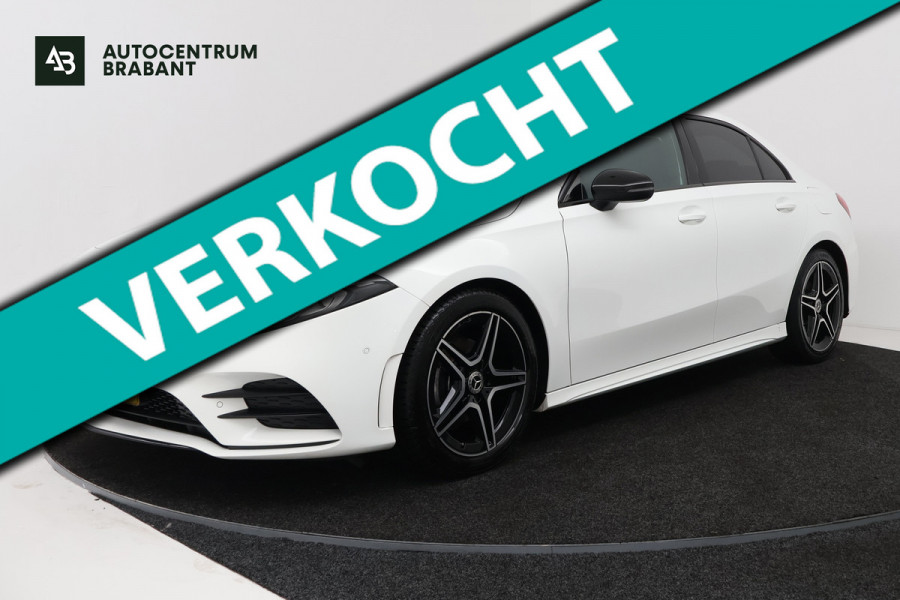 Mercedes-Benz A-Klasse 180 Business Solution AMG (STOELVERWARMING, SFEERVERLICHTING, CAMERA, NAVIGATIE, PARKEERSENSOREN)
