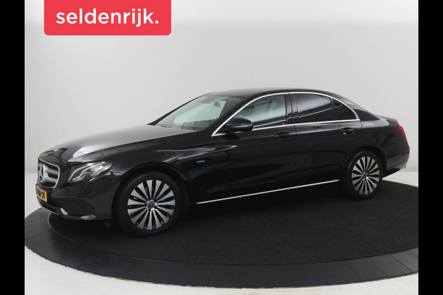 Mercedes-Benz E-Klasse 350 e Premium | Half leder | Stoel verwarming | Cruise control | Sfeerverlichting | Carplay | Navigatie | Camera | Park assist | Climate control