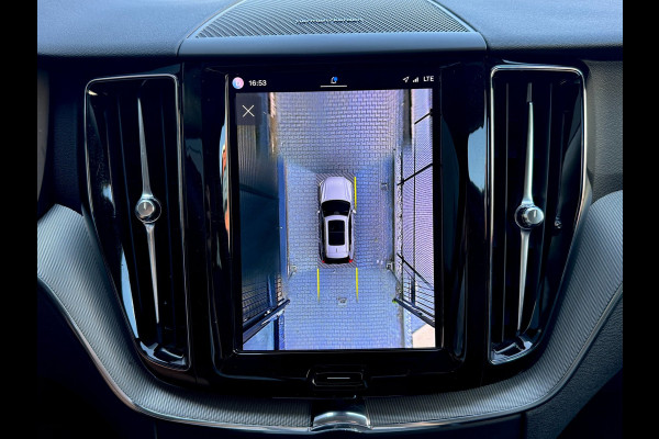 Volvo XC60 2.0 T6 R-Design | Long Range | Pano | Trekhaak | Harman Kardon | Memory | 360 camera | Pilot Assist | Stoelverw. achter