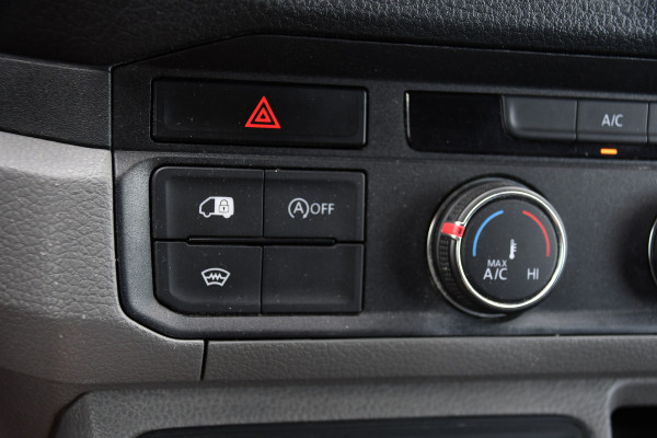 MAN TGE 3.140 35 2.0 L3H2 PB Edition Camera, Cruise, Carplay, LED, 140pk, Automaat, Multimedia, 3000kg Trekhaak, voorruit verwarming, Uniek!