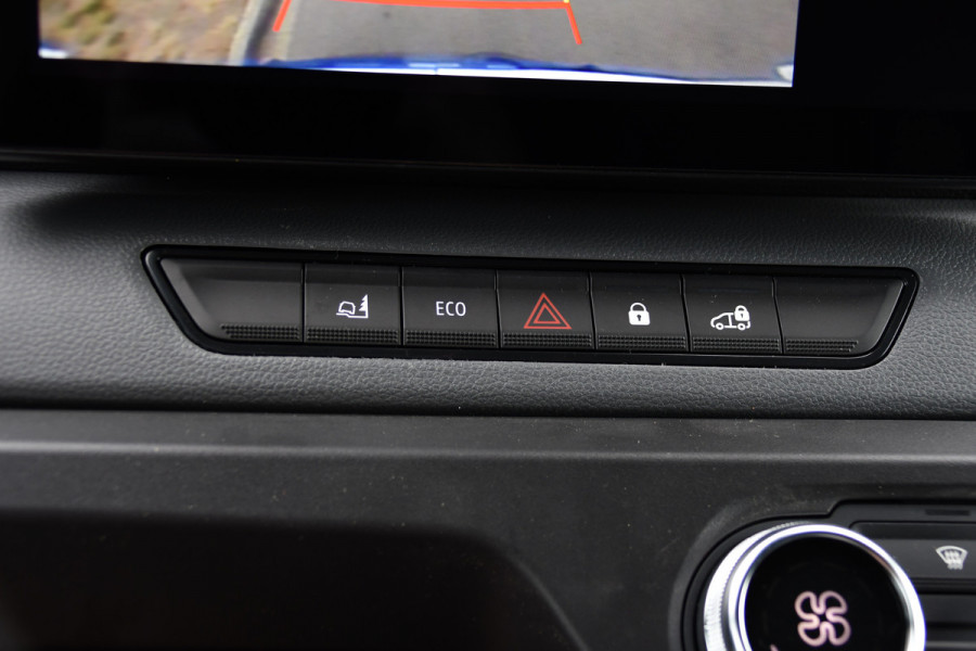 Renault Master E-Tech T35 L2H2 Extra long range 87 kWh Camera, Cruise, Carplay, LED, Clima, Stoelverwarming, Laadruimte Betimmering, 143pk, Virtual, Sensoren, Uniek!