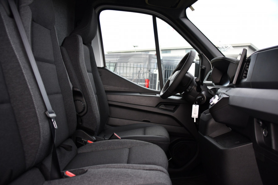 Renault Master E-Tech T35 L2H2 Extra long range 87 kWh Camera, Cruise, Carplay, LED, Clima, Stoelverwarming, Laadruimte Betimmering, 143pk, Virtual, Sensoren, Uniek!