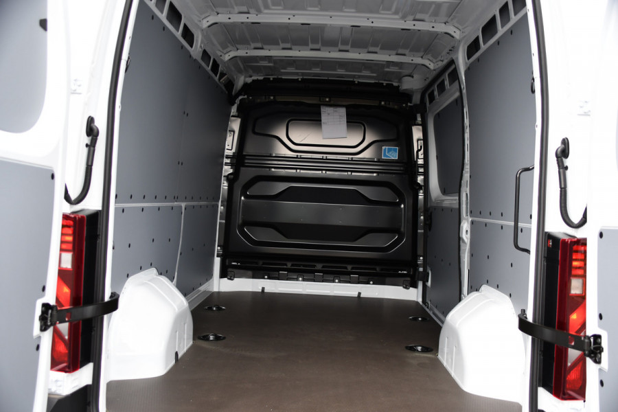 Renault Master E-Tech T35 L2H2 Extra long range 87 kWh Camera, Cruise, Carplay, LED, Clima, Stoelverwarming, Laadruimte Betimmering, 143pk, Virtual, Sensoren, Uniek!