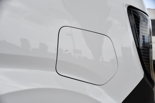 Renault Master E-Tech T35 L2H2 Extra long range 87 kWh Camera, Cruise, Carplay, LED, Clima, Stoelverwarming, Laadruimte Betimmering, 143pk, Virtual, Sensoren, Uniek!