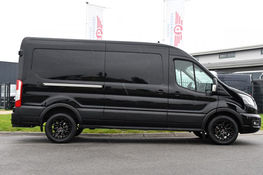 Ford Transit 350 2.0 TDCI L3H2 Black Edition Camera, Cruise, Carplay, 185pk, Xenon, Multimedia, Automaat, Trekhaak, Sensoren, Uniek!