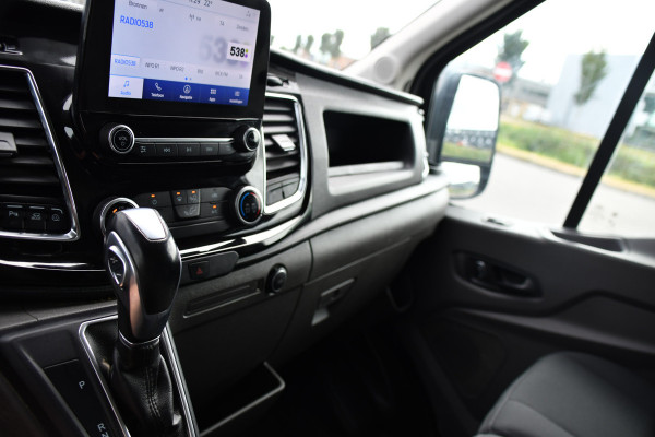 Ford Transit 350 2.0 TDCI L3H2 Black Edition Camera, Cruise, Carplay, 185pk, Xenon, Multimedia, Automaat, Trekhaak, Sensoren, Uniek!