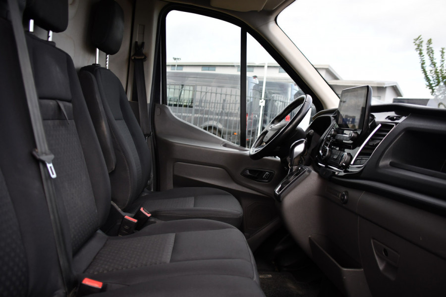 Ford Transit 350 2.0 TDCI L3H2 Black Edition Camera, Cruise, Carplay, 185pk, Xenon, Multimedia, Automaat, Trekhaak, Sensoren, Uniek!