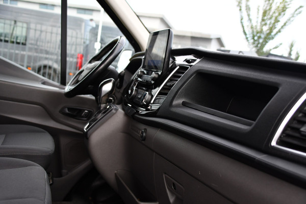 Ford Transit 350 2.0 TDCI L3H2 Black Edition Camera, Cruise, Carplay, 185pk, Xenon, Multimedia, Automaat, Trekhaak, Sensoren, Uniek!