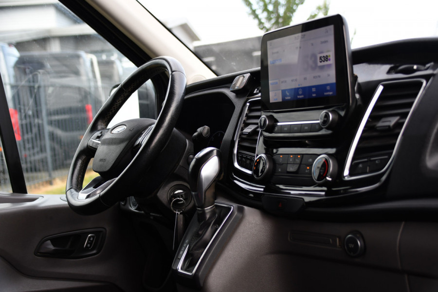 Ford Transit 350 2.0 TDCI L3H2 Black Edition Camera, Cruise, Carplay, 185pk, Xenon, Multimedia, Automaat, Trekhaak, Sensoren, Uniek!