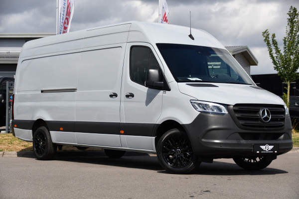 Mercedes-Benz Sprinter 317 1.9 CDI L3H2 RWD PB Edition NIEUW STAAT! Adaptieve Cruise, Camera, Carlay, LED, Standkachel, 170pk, Stoelverwarming, Dodehoek, Automaat, 3 Zitplaatsen, Uniek!